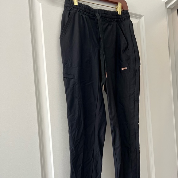 Black Jogger Scrub Pants - Picture 2 of 4